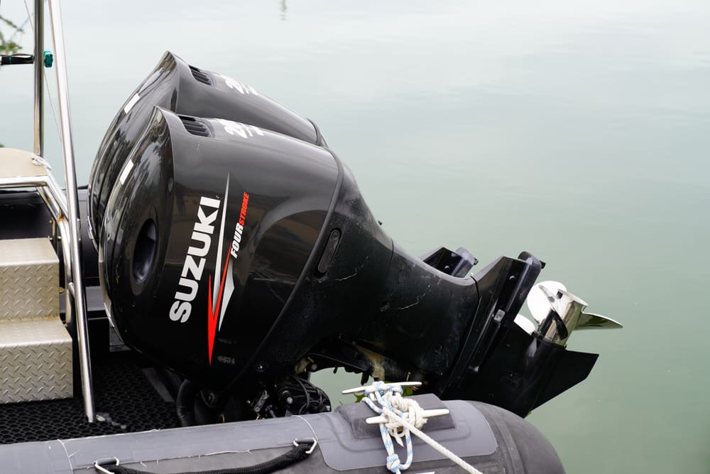 how to reset suzuki outboard oil light