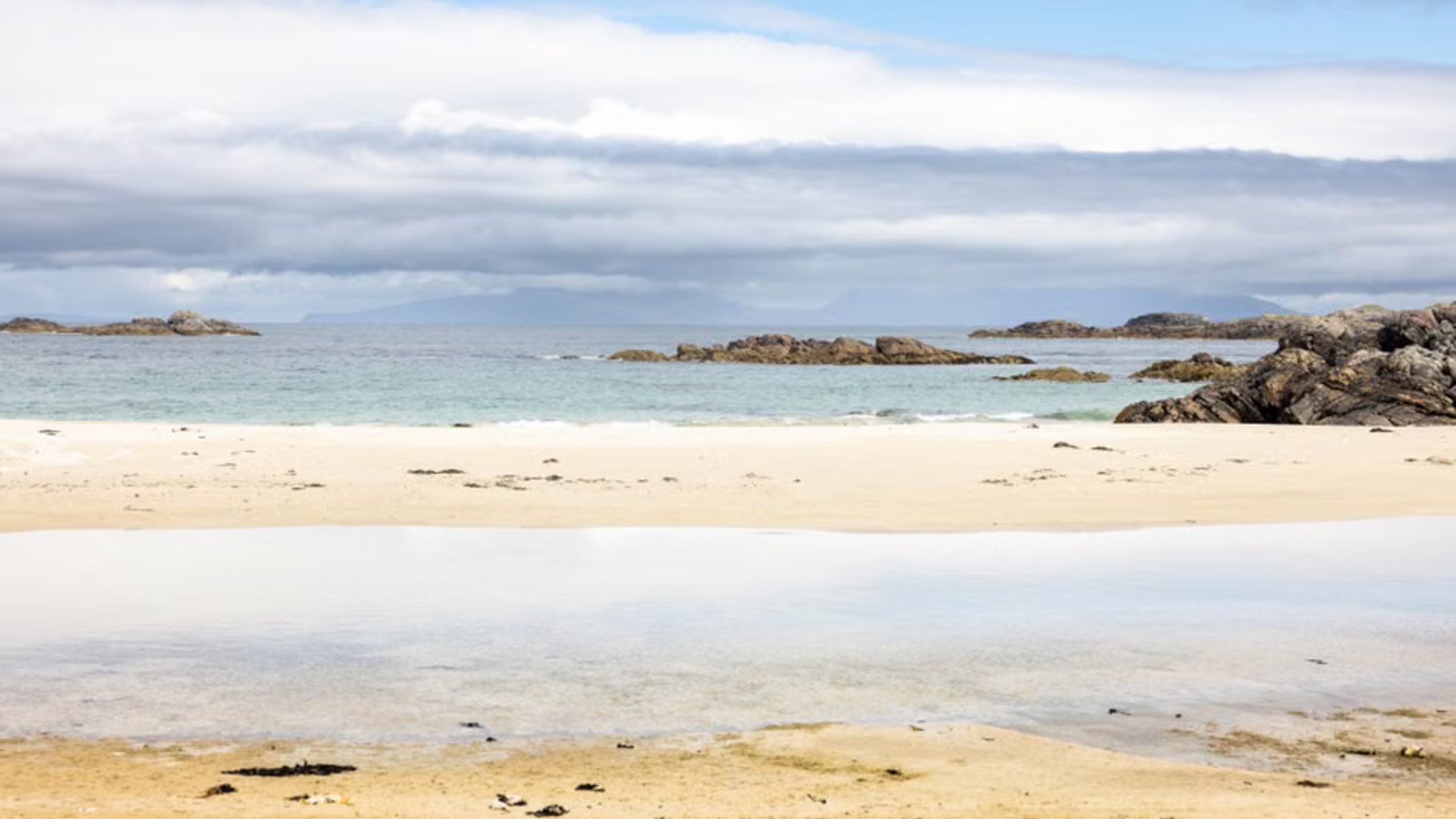 beach sandbars rocky outcrops beach sandbars rocky outcrops
